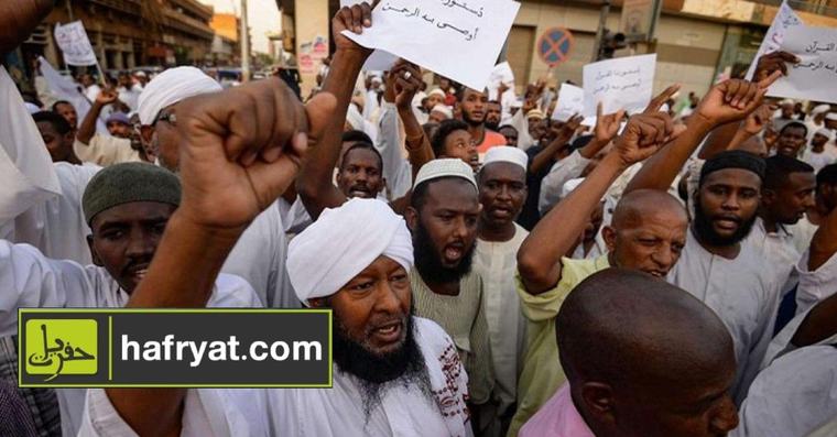 مناورة "الكدرو" السرية... "إخوان السودان" يبحثون إعادة التدوير بأسماء جديدة